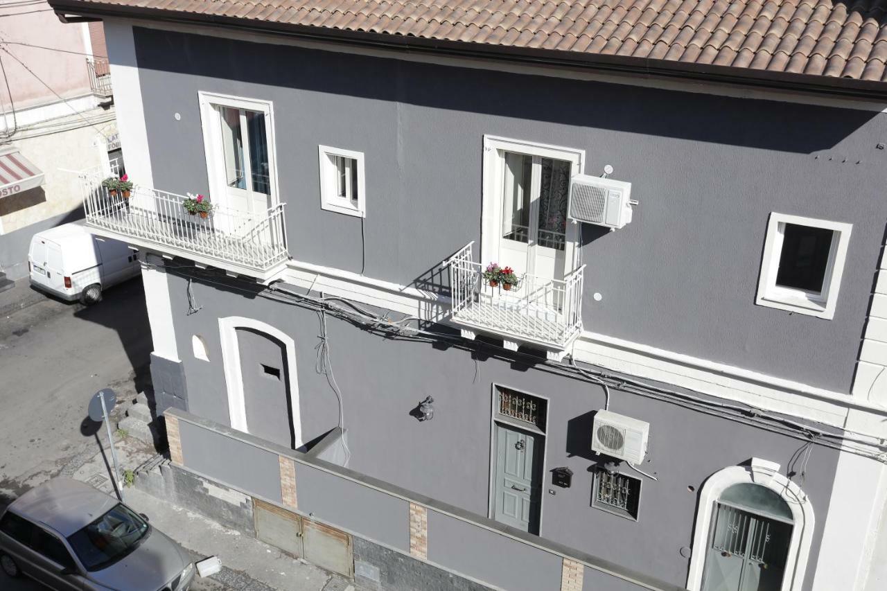 Апартаменты I Loft Di Nonna Vincenza Катания Экстерьер фото